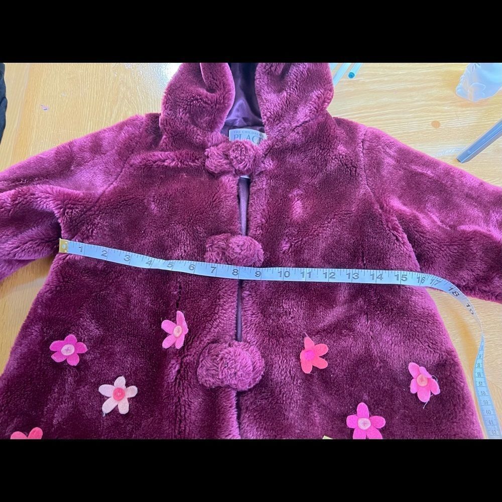 Children’s Place fuzzy burgundy winter jacket 24 months - Picture 3 of 7